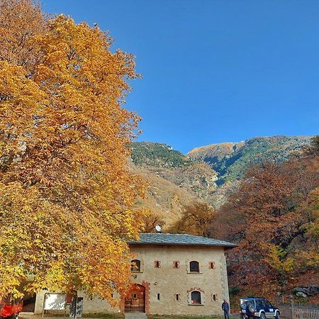 Hostel Forte Di Machaby Arnad Exteriér fotografie